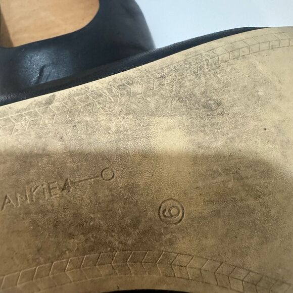 Frankie 4 Saving Soles Shoes Womens 9 Gianna Black Leather Ballet Flats - Picture 9 of 12